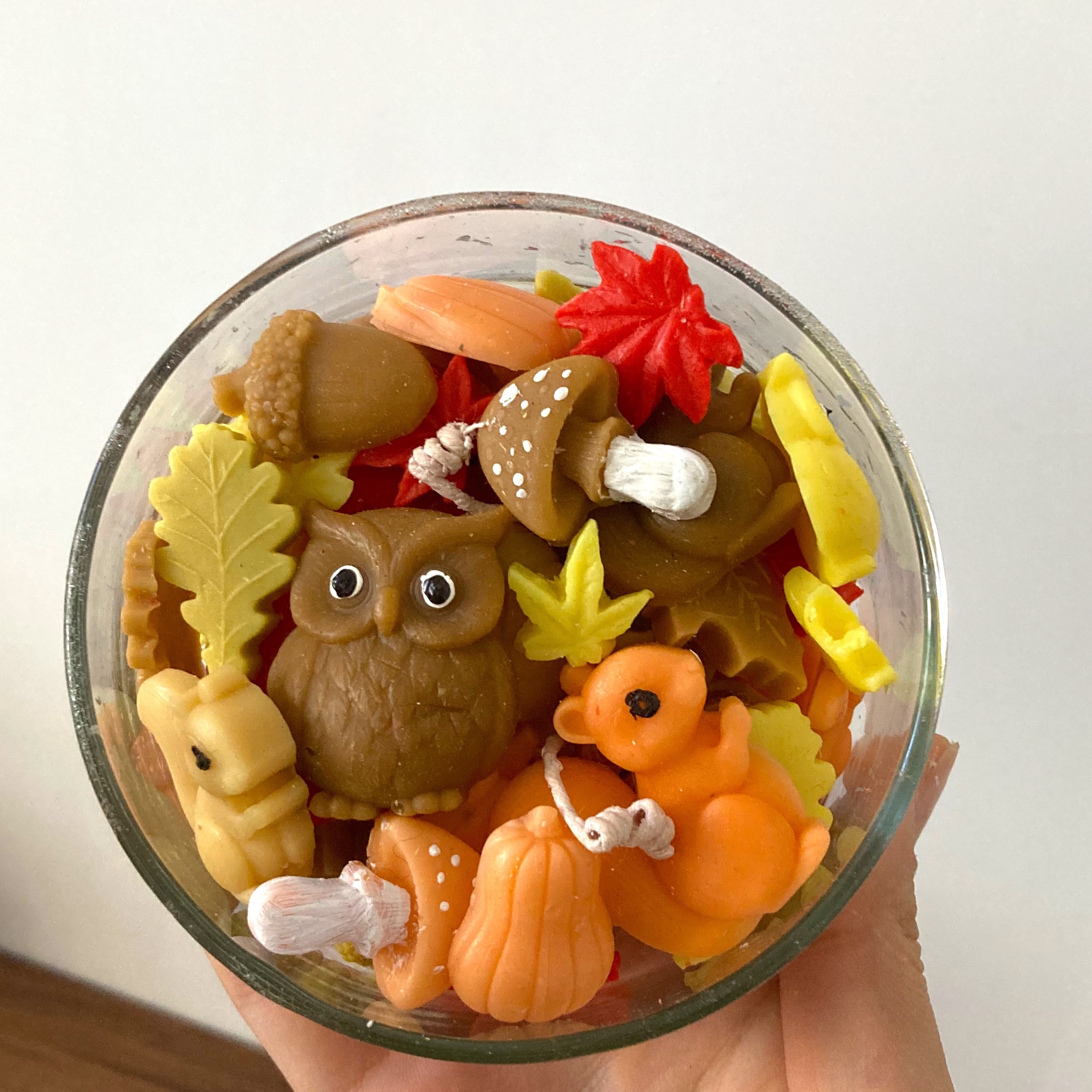 شمع شیشه ای پاییزی
